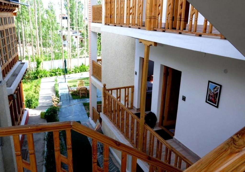 Hotel Ladakh Greens - An Organic Retreat Leh Exterior photo