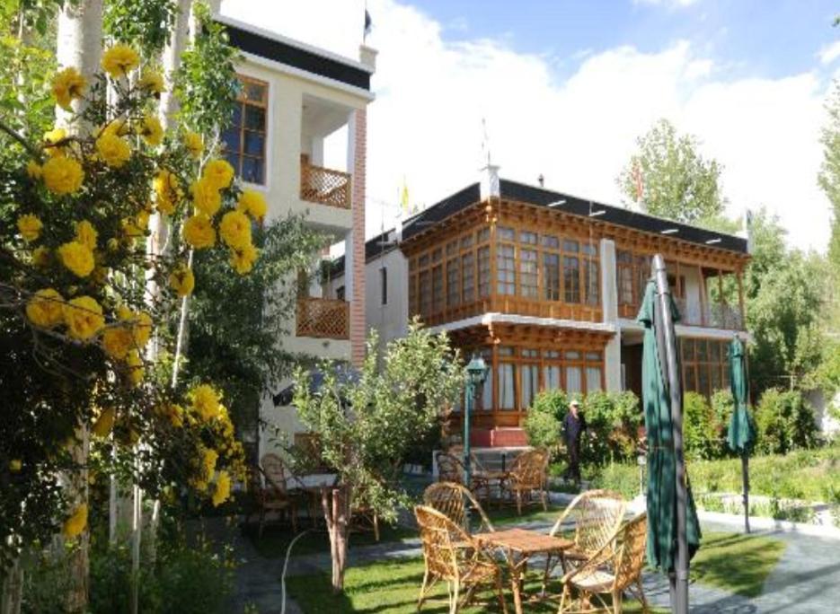 Hotel Ladakh Greens - An Organic Retreat Leh Exterior photo